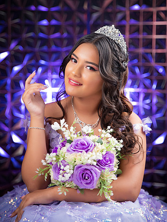 VALERIA OVALLE #25392-8317