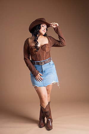 #2811 KARINA RDZ-7041