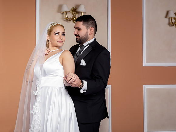 7102 #6037 MIRIAM TRISTAN (BODA)--