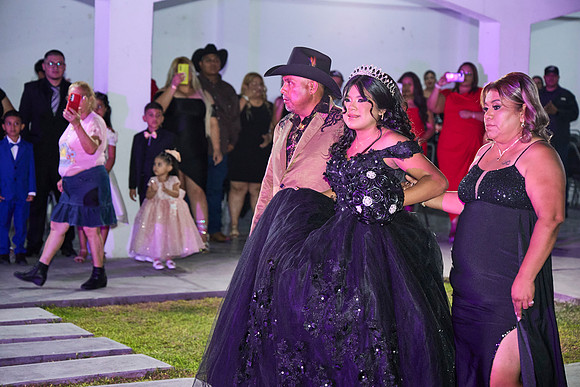 _MA_7301--MARIELA-
