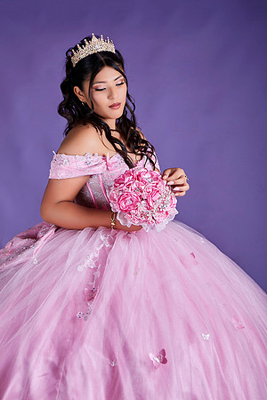 #16518 PATRICIA GOVEA 35