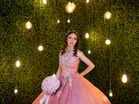 211222_PAULA PECINA #23478_I1A5911-7