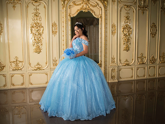 #25971 REYNA HDZ (XV) -8126