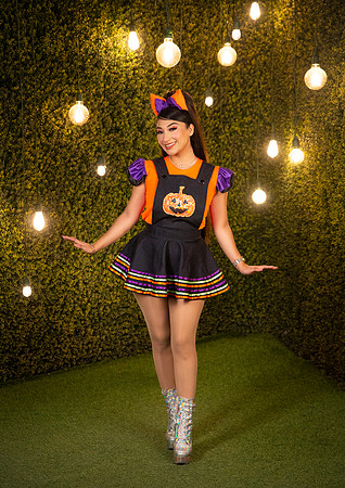 MAYERLIN SOLIS-8881
