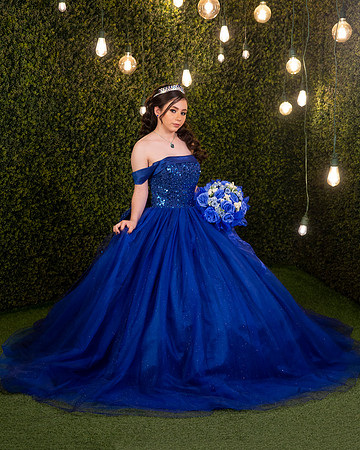 15 ABRIL 2025 #26374 SARA MARIA TORRES -5982