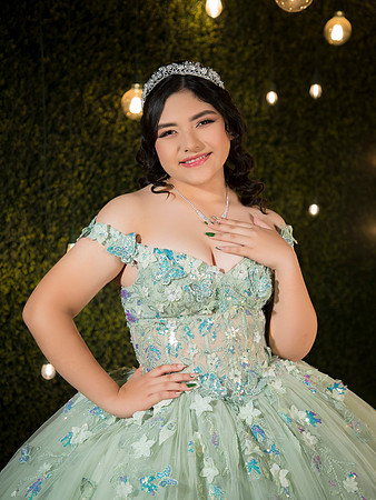 #25509 EUGENIA MIROSLAVA (XV) ISAAC-7246