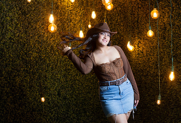 #2811 KARINA RDZ-7150