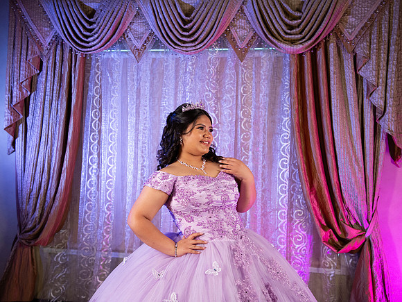 #26231 IDALIA GRIMALDO XV FORMAL VEROR-5285