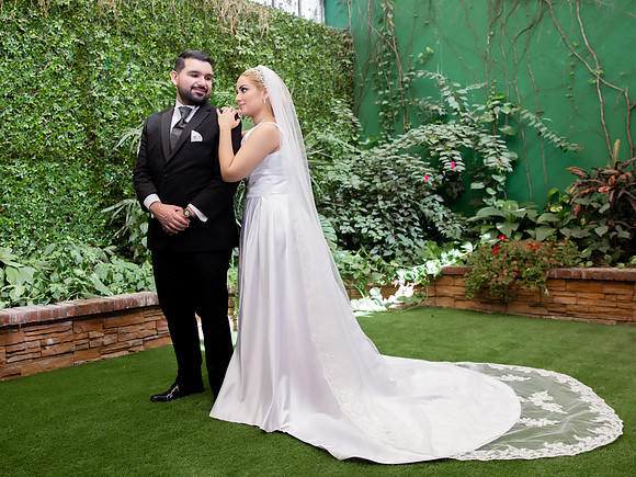 7115 #6037 MIRIAM TRISTAN (BODA)--