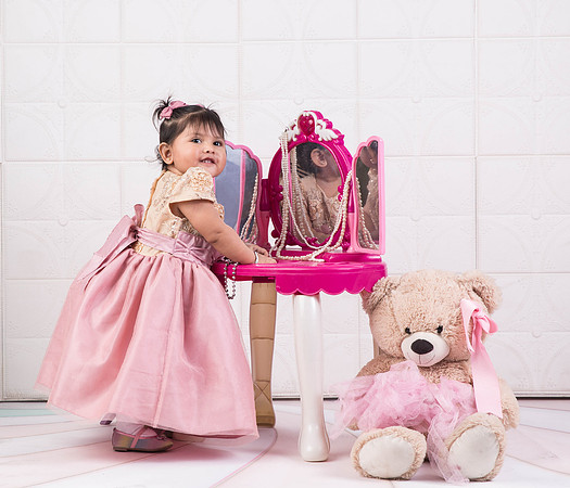 ANDREA ESQUIVEL # 20483(20X24)BEBE VANESSA-8634