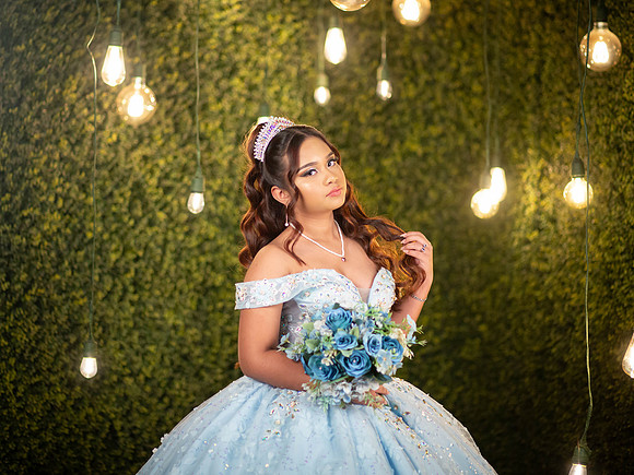 #26054 BEATRIZ CARREON (XV)-7932