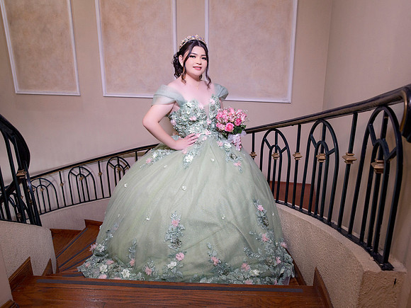 5459 #6004 ILIANA LOPEZ (XV)