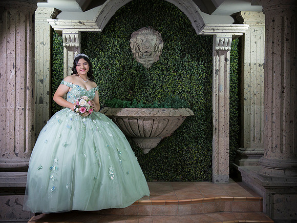 #25509 EUGENIA MIROSLAVA (XV) ISAAC-7277
