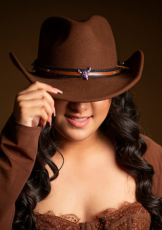 #2811 KARINA RDZ-7061