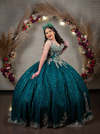 VERONICA FLORES #25812-1098