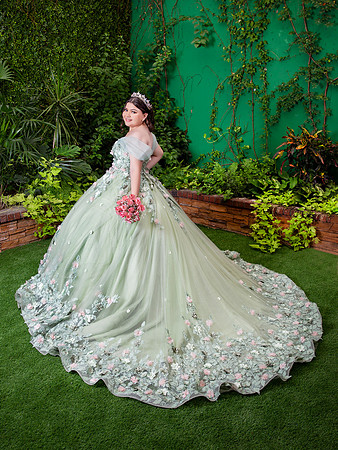 5566 #6004 ILIANA LOPEZ (XV)
