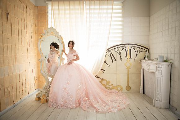 #25970 DENIS ELENA (XV) -9324