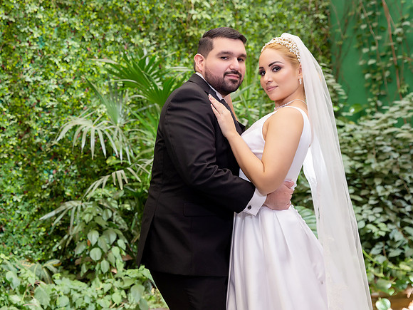 7110 #6037 MIRIAM TRISTAN (BODA)--