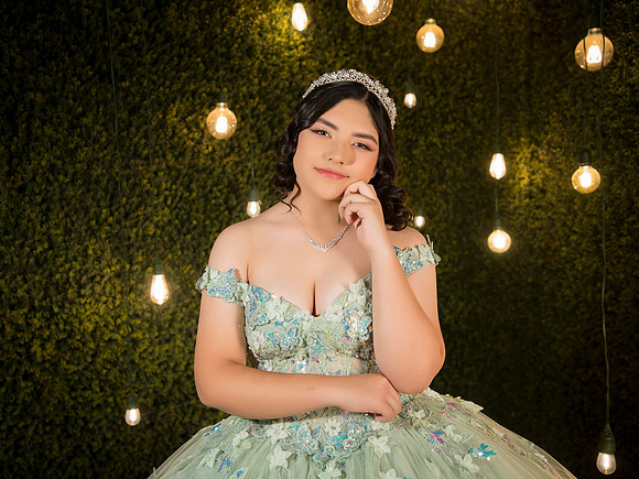 #25509 EUGENIA MIROSLAVA (XV) ISAAC-7243